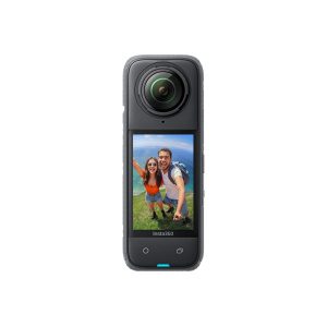 Akční kamera Insta360 X4