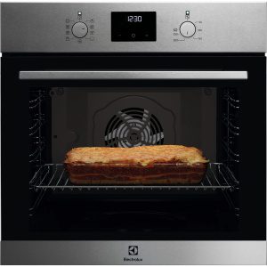 Electrolux EOF3F50TX horkovzdušná trouba SurroundCook