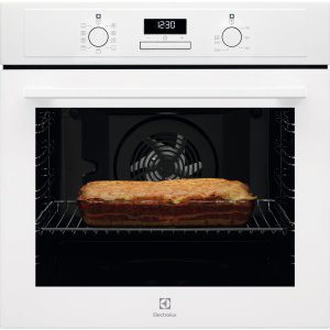 Electrolux EOF3H70V horkovzdušná trouba SurroundCook