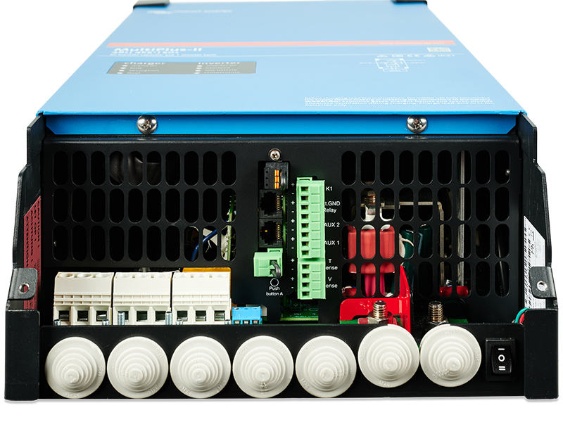Měnič a nabíječ Victron Energy MultiPlus-II 48/4k5/55-32 - Obrázek 2