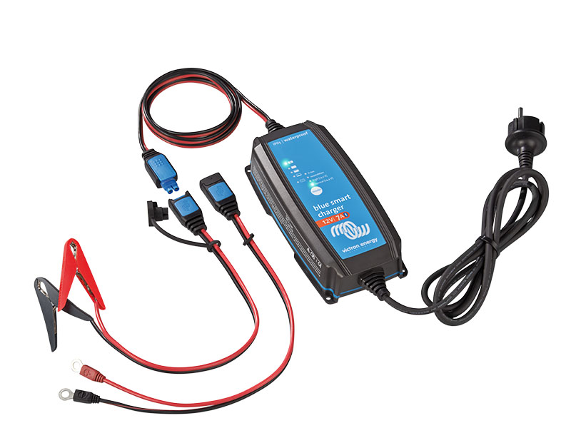 Victron Energy Blue Smart IP65 12V 7A