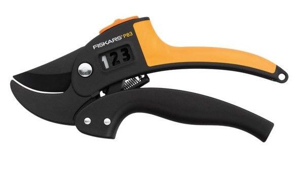 Fiskars P83 Zahradní nůžky PowerStep™ 1000575