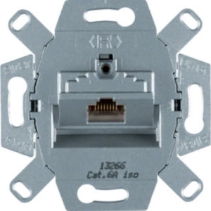 ZASUVKA UAE 4586